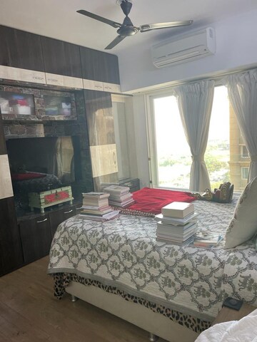 Bedroom in 5 BHK Apartment at Kanakia Paris, Bandra East – for Rent