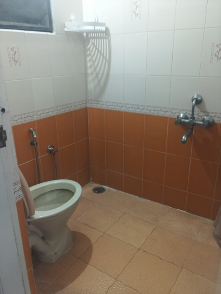 Bathroom, koramangala 2 Bedroom 1000 Sq.Ft. Builder Floor In Koramangala Bangalore 8777564