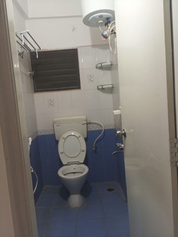 Bathroom, koramangala 2 Bedroom 1000 Sq.Ft. Builder Floor In Koramangala Bangalore 8777564