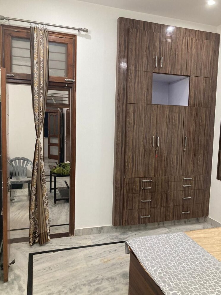 Room, maple-heights 3 Bedroom 1335 Sq.Ft. Apartment In Sector 43 Gurgaon 8777554