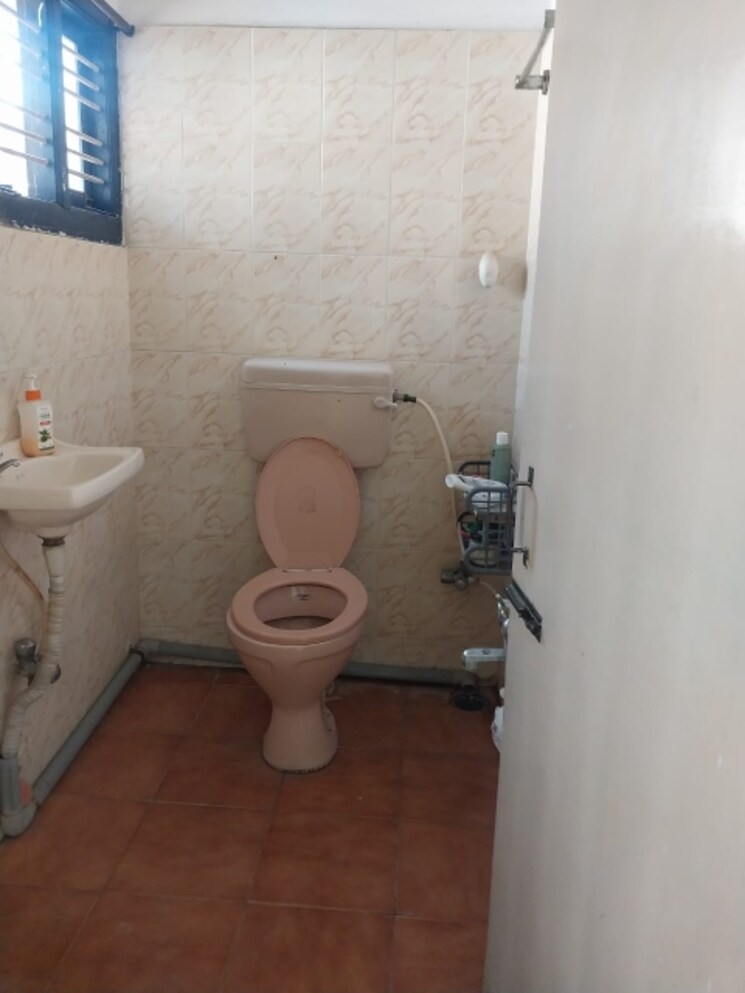 Bathroom, koramangala 2 Bedroom 750 Sq.Ft. Builder Floor In Koramangala Bangalore 8777586