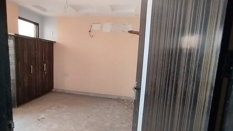 Room, burari 3 Bedroom 810 Sq.Ft. Builder Floor In Burari Delhi 8777575
