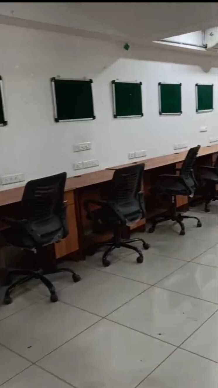 Team Area, shilp-epitome Commercial Office Space 1871 Sq.Ft. In Bodakdev Ahmedabad 8777612