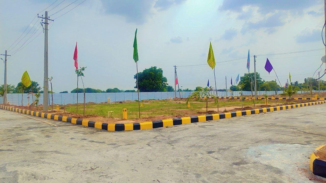 Plot For Sale in Sln Signature Park