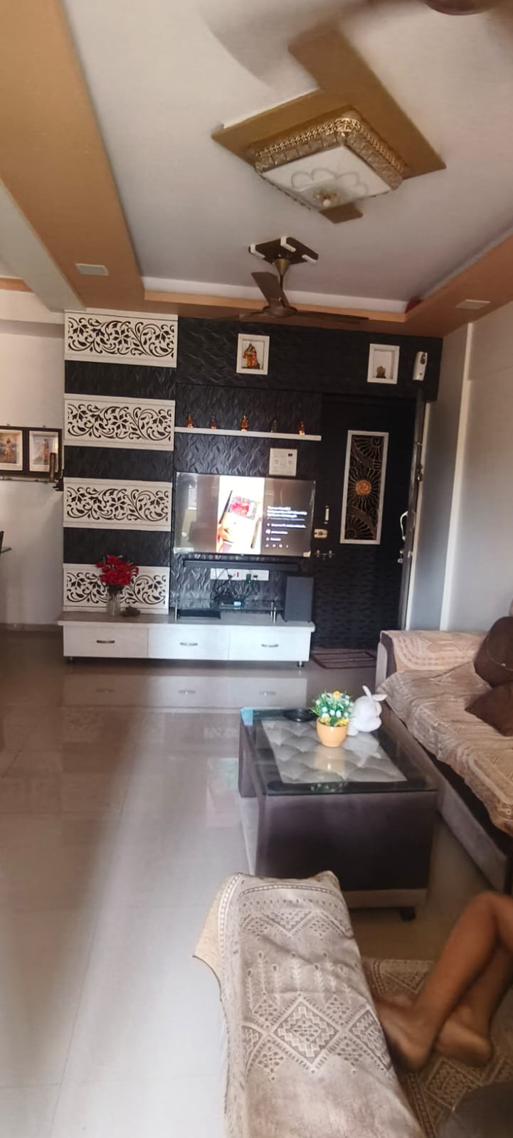 2 BHK + Extra Room Apartment For Sale in Rai Shankar Enclave