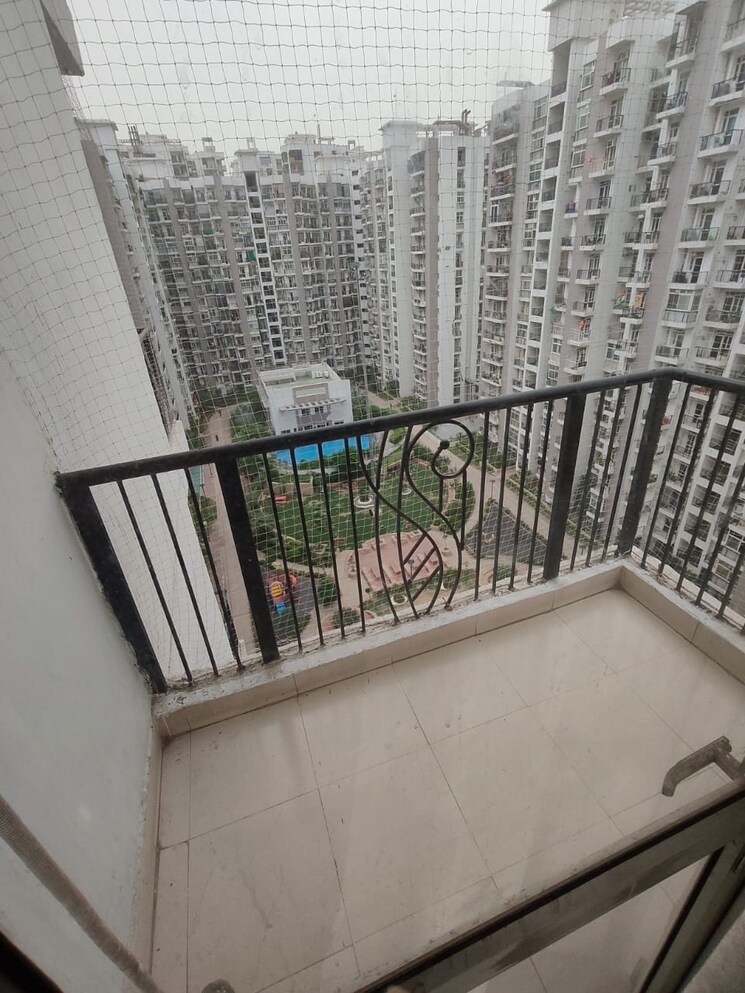 Balcony, maxblis-white-house 3 Bedroom 1760 Sq.Ft. Apartment In Sector 75 Noida 8777754