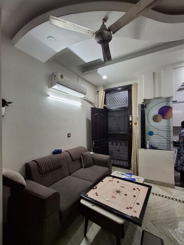 Living Room in 3 BHK Apartment at Niti Khand ii – for Rent