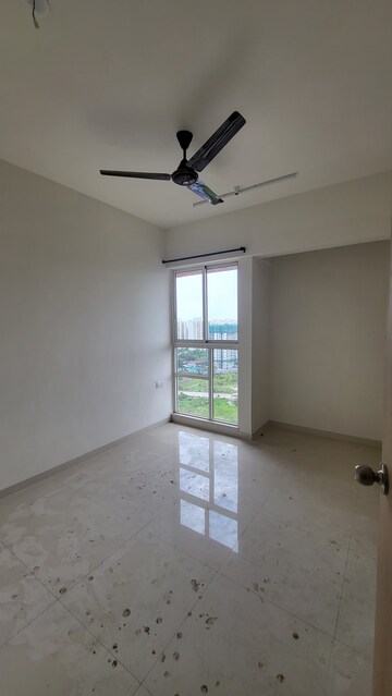 Room in 2 BHK Apartment at Lodha Crown Taloja Quality Homes, Dombivli East – for Rent