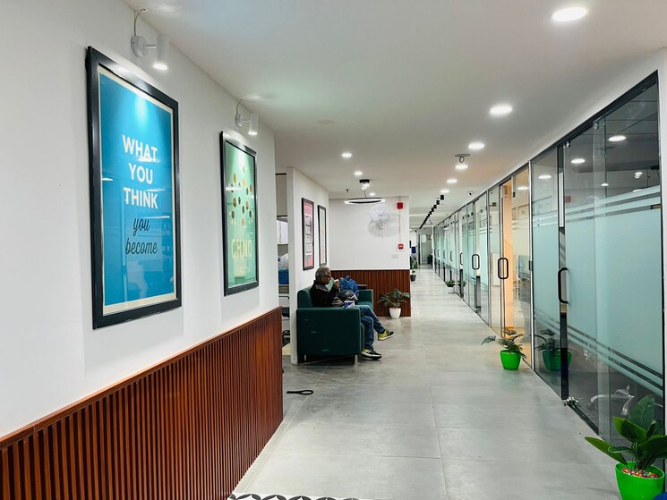  Parking, sector 16a Commercial Office Space 1820 Sq.Ft. In Sector 16a Noida 8777853