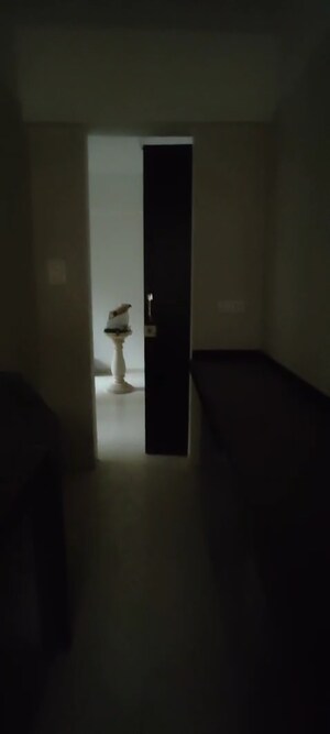 1.5 BHK Apartment For Sale in Dadar West