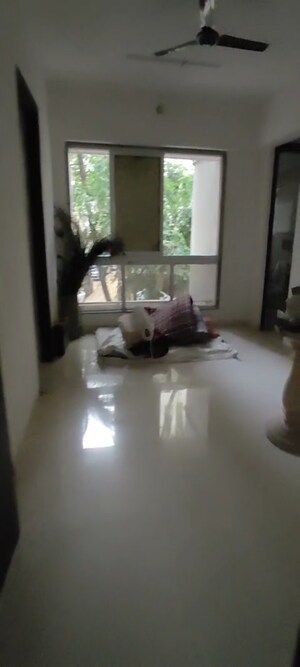 Living Room in 1.5 BHK Apartment at Dadar West – for Sale