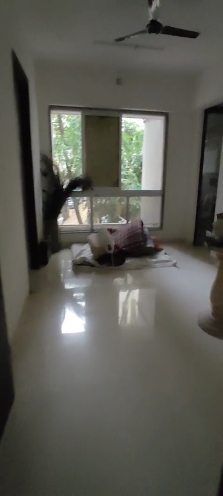 Living Room, dadar west 1.5 Bedroom 560 Sq.Ft. Apartment In Dadar West Mumbai 8777898