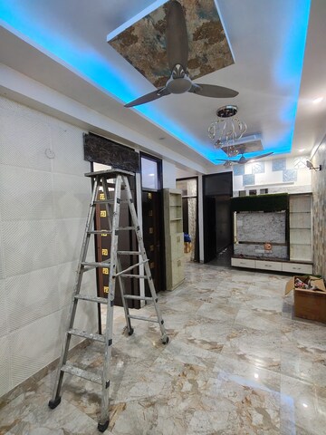 Parking in 3 BHK Apartment at Shakti Khand – for Rent