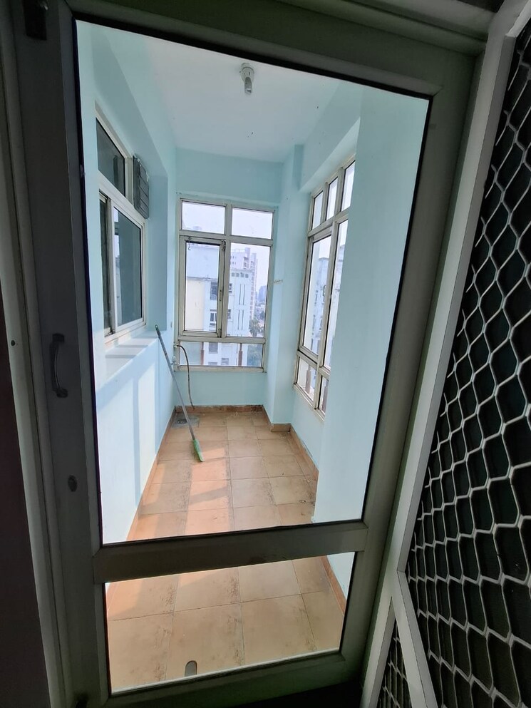 Balcony, vip road 2 Bedroom 1292 Sq.Ft. Apartment In Vip Road Zirakpur 8777891