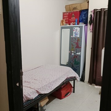 Bedroom in 2 BHK Apartment at Dosti West County, Balkum Pada – for Rent