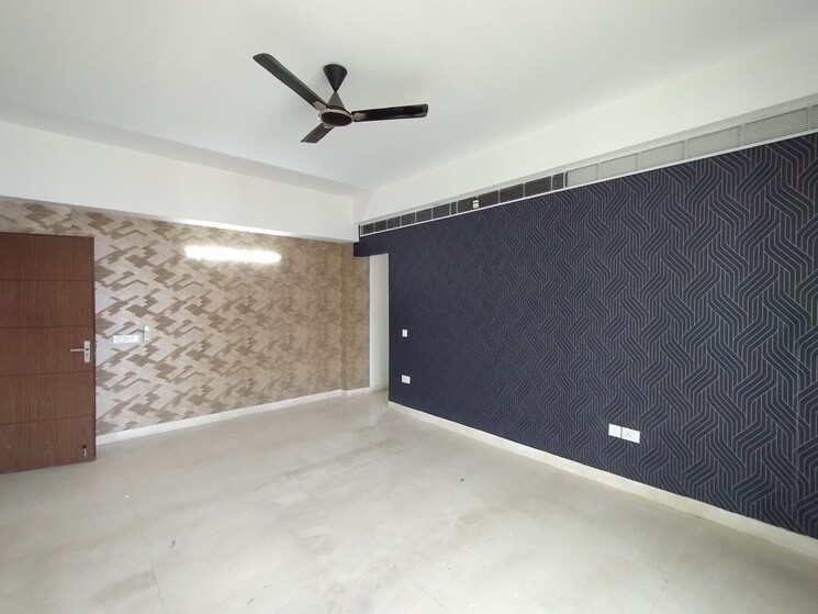 Room, sector 81 4 Bedroom 3900 Sq.Ft. Apartment In Sector 81 Faridabad 8777917