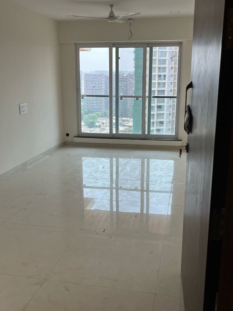 Room, dlh-udaka-heights-goregaon-west 2 Bedroom 700 Sq.Ft. Apartment In Goregaon West Mumbai 8778006
