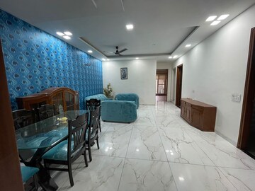 Living Room in 3 BHK Builder Floor at Vip Road – for Rent
