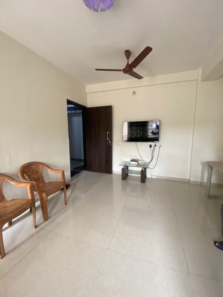 Living Room, bharat-arize 2.5 Bedroom 720 Sq.Ft. Apartment In Goregaon West Mumbai 8777925