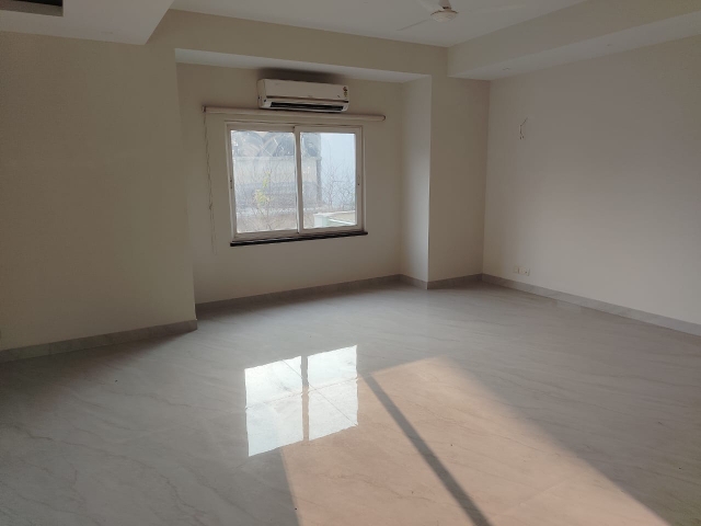 3 BHK 2000 Sq.Ft. Builder Floor in ATS Advantage