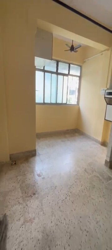 Room in 1 RK Apartment at Dadar West – for Rent