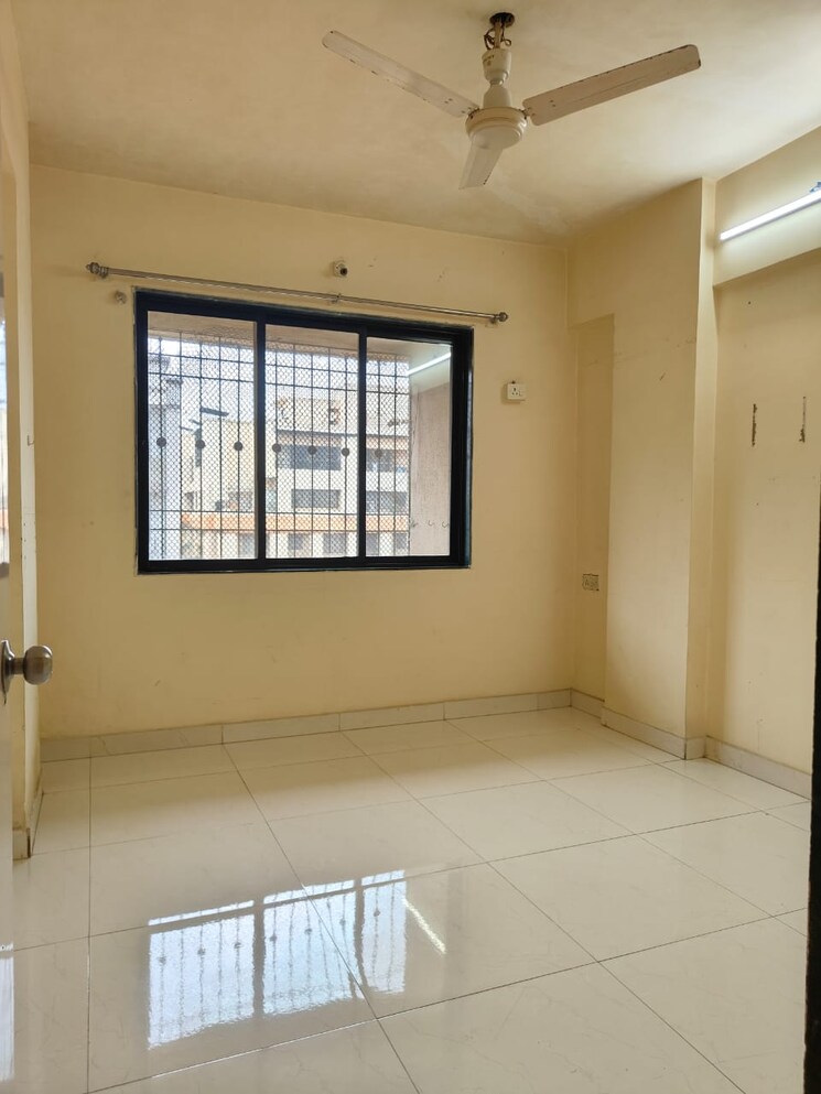 Room, tilak nagar 2 Bedroom 700 Sq.Ft. Apartment In Tilak Nagar Mumbai 8777977