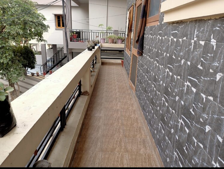 Balcony, gms road 3 Bedroom 2541 Sq.Ft. Builder Floor In Gms Road Dehradun 8778035