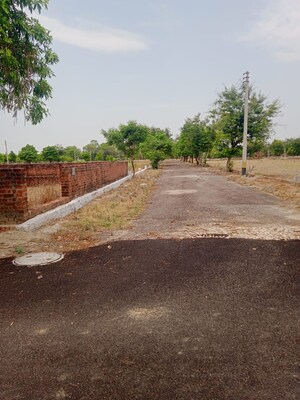 Plot Area in  Plot at Gosainganj – for Sale