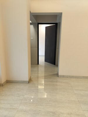 Room in 1 BHK Apartment at Goregaon West – for Sale