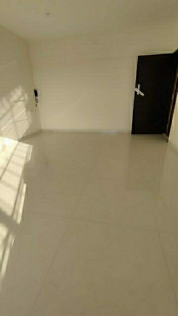 Bathroom in 2.5 BHK Apartment at Kalpataru Srishti, Mira Road – for Rent