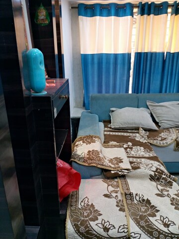 Master Bedroom in 2 BHK Apartment at Andheri West – for Rent
