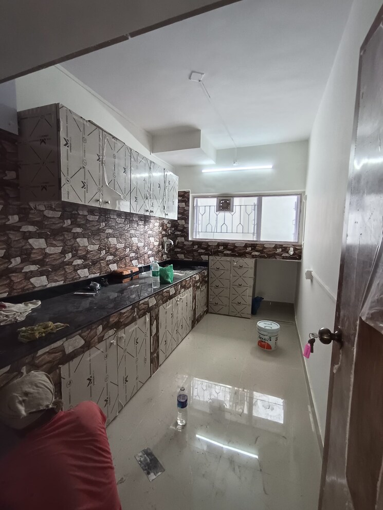 Kitchen, bandra west 3 Bedroom 1300 Sq.Ft. Apartment In Bandra West Mumbai 8778131