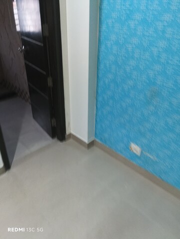 Room in 3 BHK Builder Floor at Lajpat Nagar Iii – for Rent