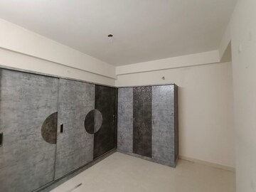 Room in 2 BHK Apartment at Fortune Green Homes Falcon, Alkapoor – for Rent