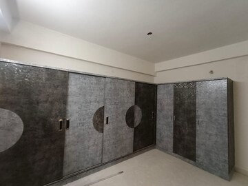 Room in 2 BHK Apartment at Fortune Green Homes Falcon, Alkapoor – for Rent