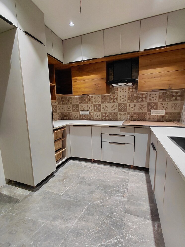 Kitchen, janakpuri 3 Bedroom 1200 Sq.Ft. Apartment In Janakpuri Delhi 8778171