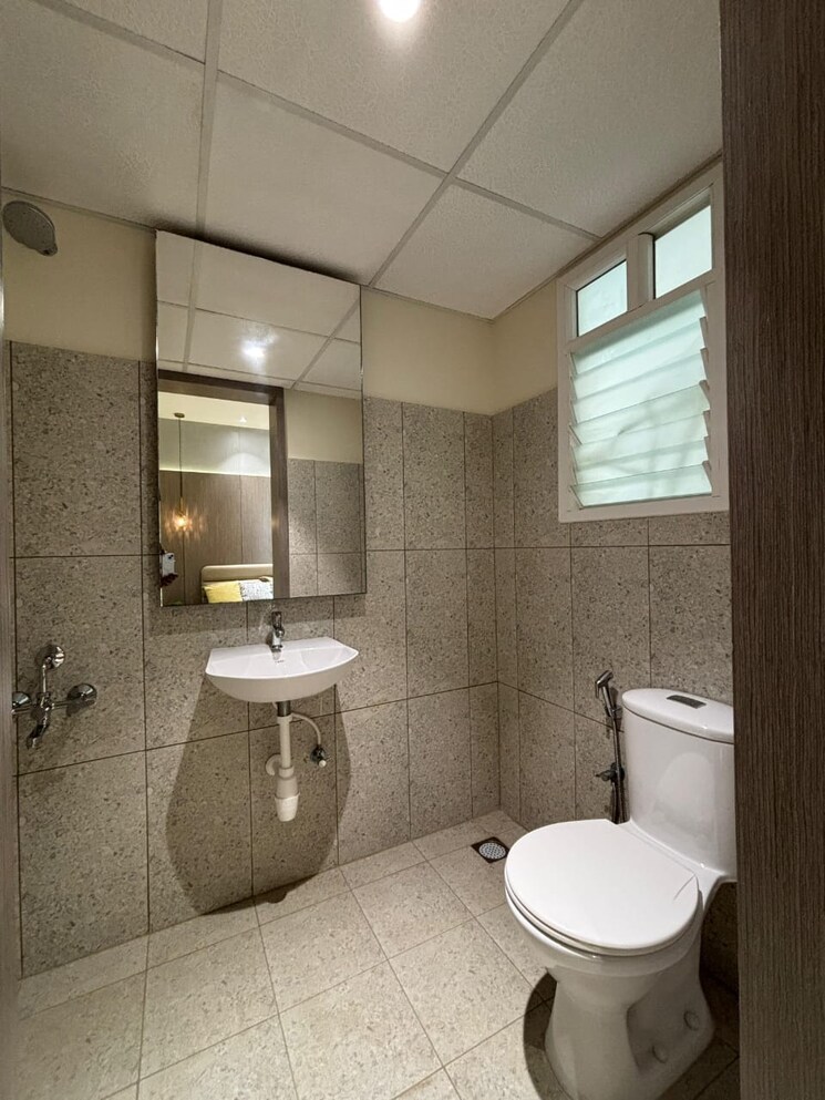 Bathroom, singaperumal koil 3 Bedroom 1125 Sq.Ft. Apartment In Singaperumal Koil Chennai 8778175