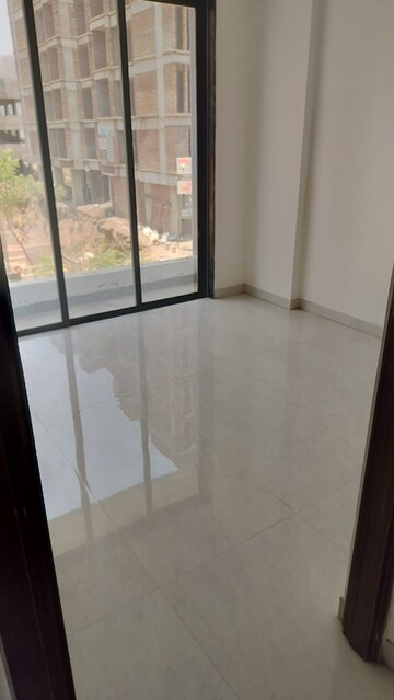 Room in 1 BHK Apartment at Dapoli – for Sale
