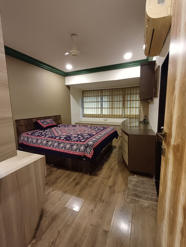 Bedroom, juhu road 2 Bedroom 750 Sq.Ft. Apartment In Juhu Road Mumbai 8778208