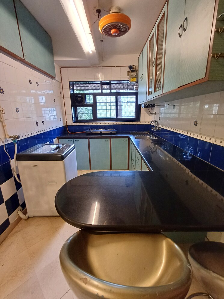 Master Bedroom, juhu road 2 Bedroom 750 Sq.Ft. Apartment In Juhu Road Mumbai 8778208