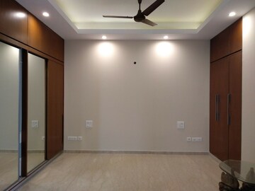 Room in 3 BHK Builder Floor at Shivalik Colony – for Rent