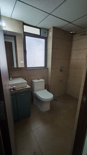 Bathroom in 2 BHK Apartment at Kalpataru Immensa, Kolshet Road – for Rent