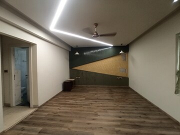Room in 4 BHK Apartment at Hill View Banjara Hills, Banjara Hills – for Rent