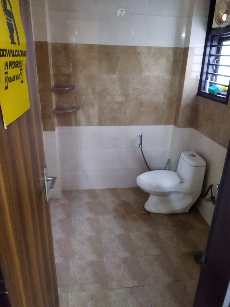Bathroom, sector 52 2 Bedroom 1100 Sq.Ft. Builder Floor In Sector 52 Gurgaon 8778290