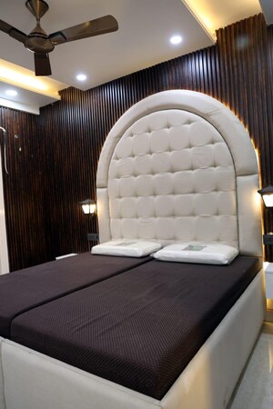 Bathroom in 3 BHK Builder Floor at BCL Chinar Homes, Dhakoli – for Sale