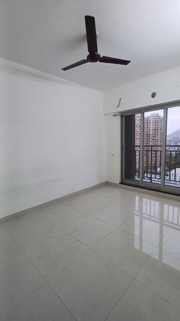 2 BHK Apartment For Rent in Ashar Metro Towers, Vartak Nagar