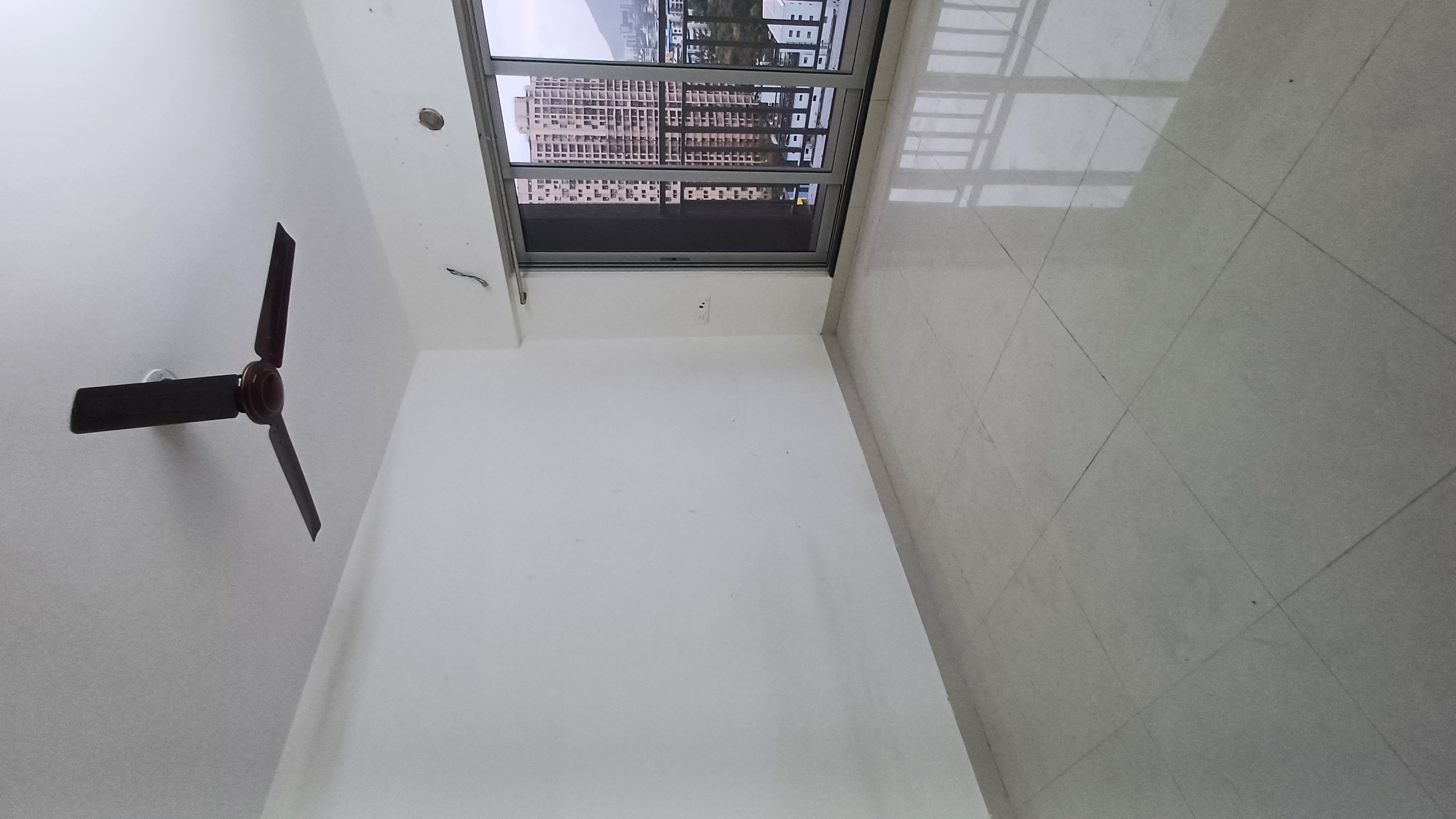 2 BHK + Extra Room Apartment For Rent in Ashar Metro Towers