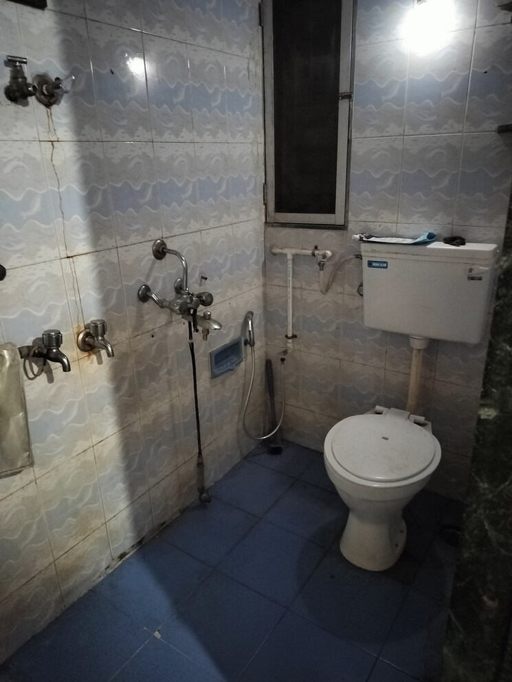 Bathroom, ambika-chs-nerul 1.5 Bedroom 700 Sq.Ft. Apartment In Nerul Sector 19 Navi Mumbai 8778312