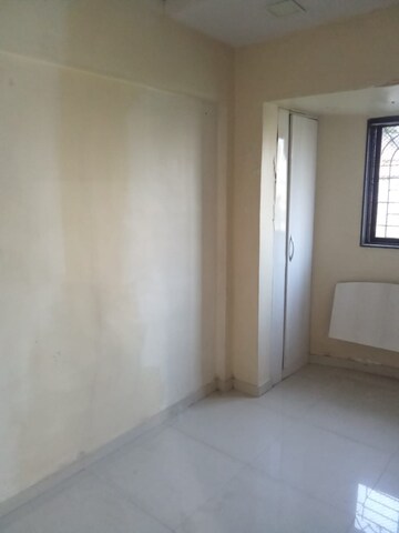 Room in 1.5 BHK Apartment at Flower Valley Complex, Khopat – for Sale