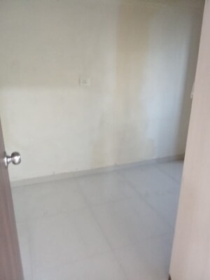 Room in 1.5 BHK Apartment at Flower Valley Complex, Khopat – for Sale